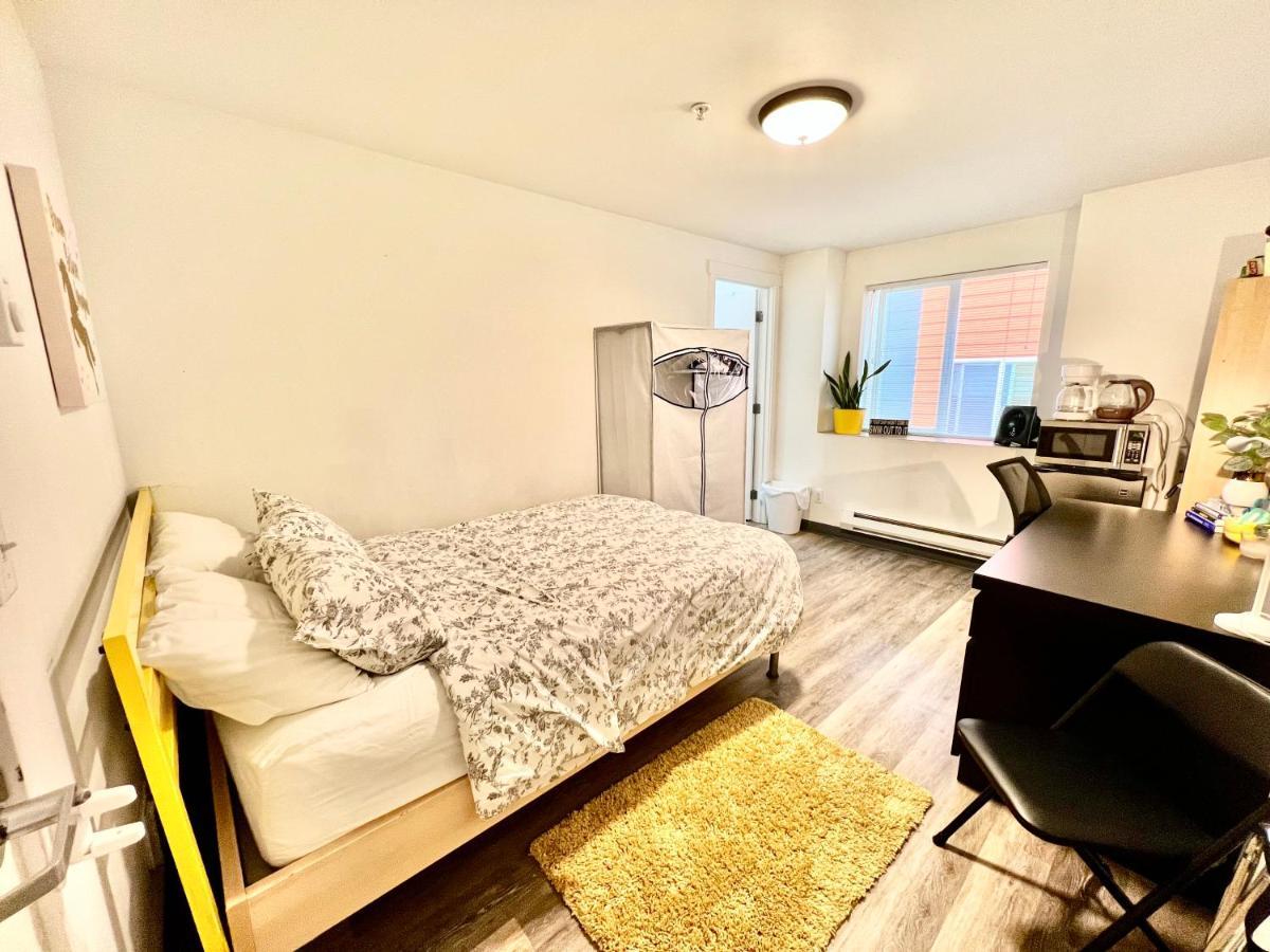 Micro Studio Apartment 10 Minutes Walk To University Of Washington Сиэтл Экстерьер фото