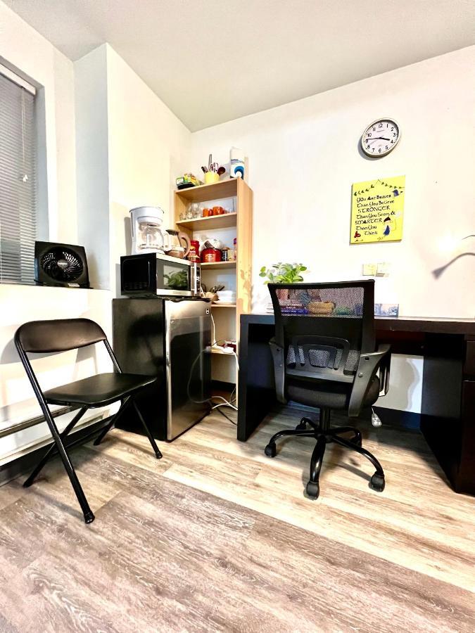 Micro Studio Apartment 10 Minutes Walk To University Of Washington Сиэтл Экстерьер фото