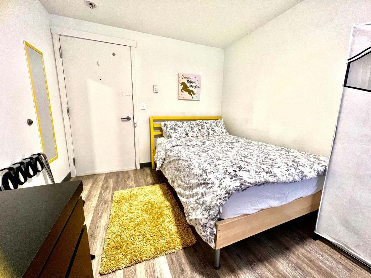 Micro Studio Apartment 10 Minutes Walk To University Of Washington Сиэтл Экстерьер фото