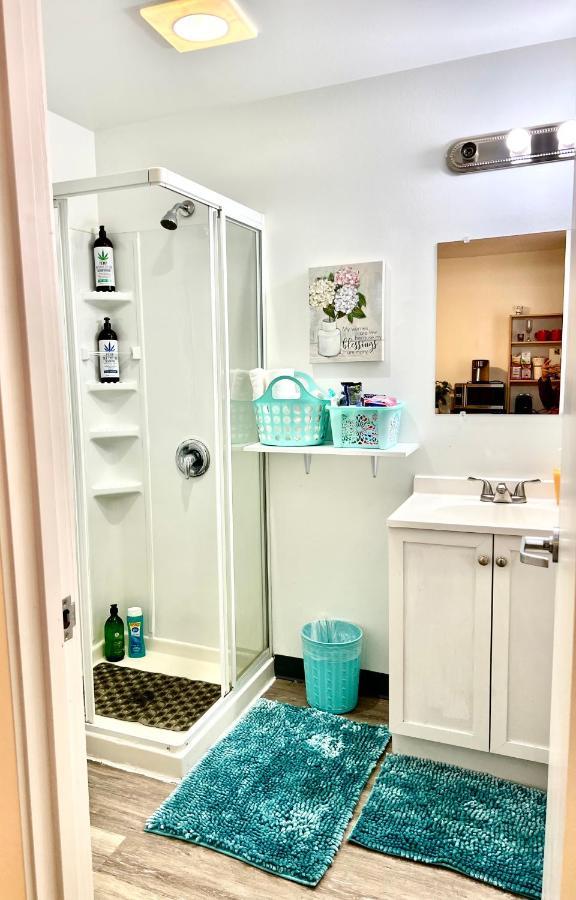 Micro Studio Apartment 10 Minutes Walk To University Of Washington Сиэтл Экстерьер фото