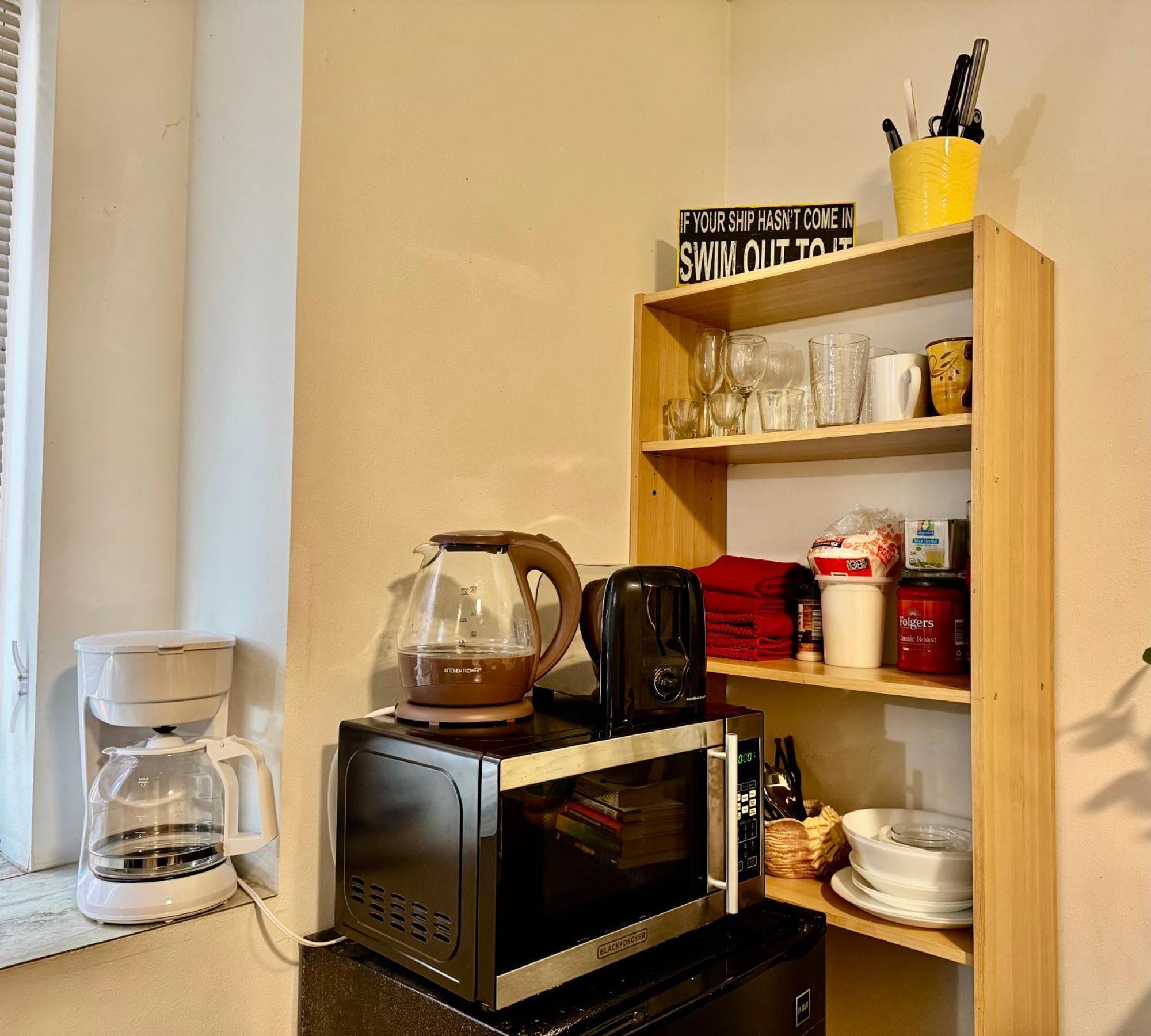Micro Studio Apartment 10 Minutes Walk To University Of Washington Сиэтл Экстерьер фото
